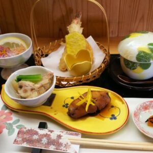 ［和ごころ 上田］出汁薫る本格和食！女子会ランチにおすすめのお店 – 鳥取市